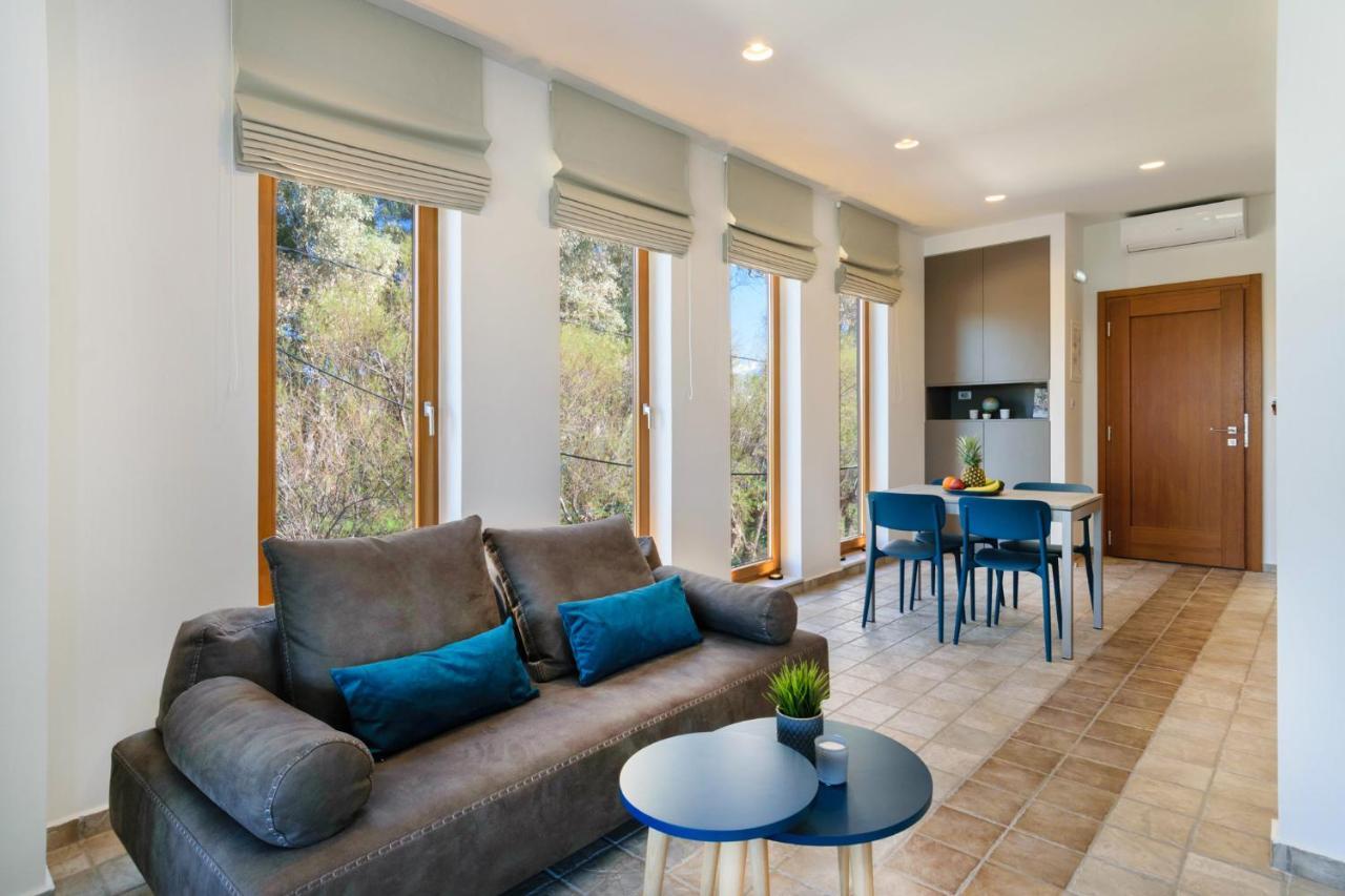 Xenios Dias Luxury With Sea View *