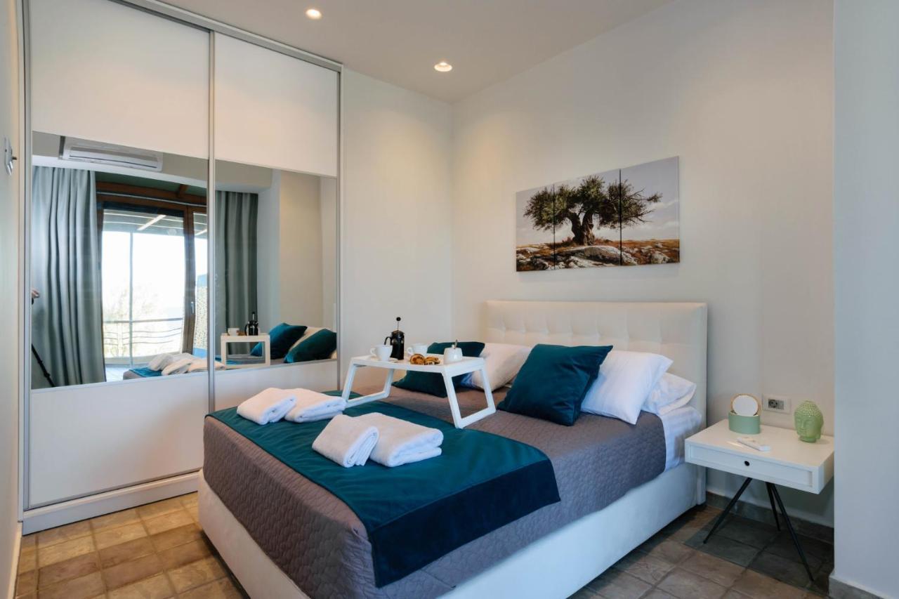 Xenios Dias Luxury With Sea View