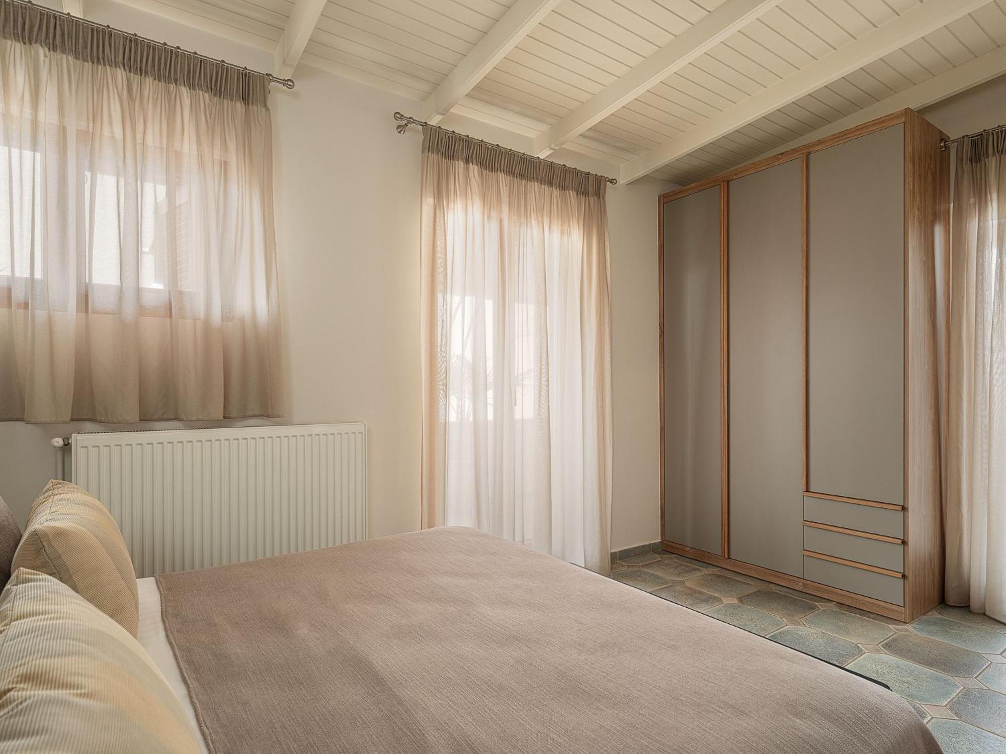Xenios Dias Luxury With Sea View