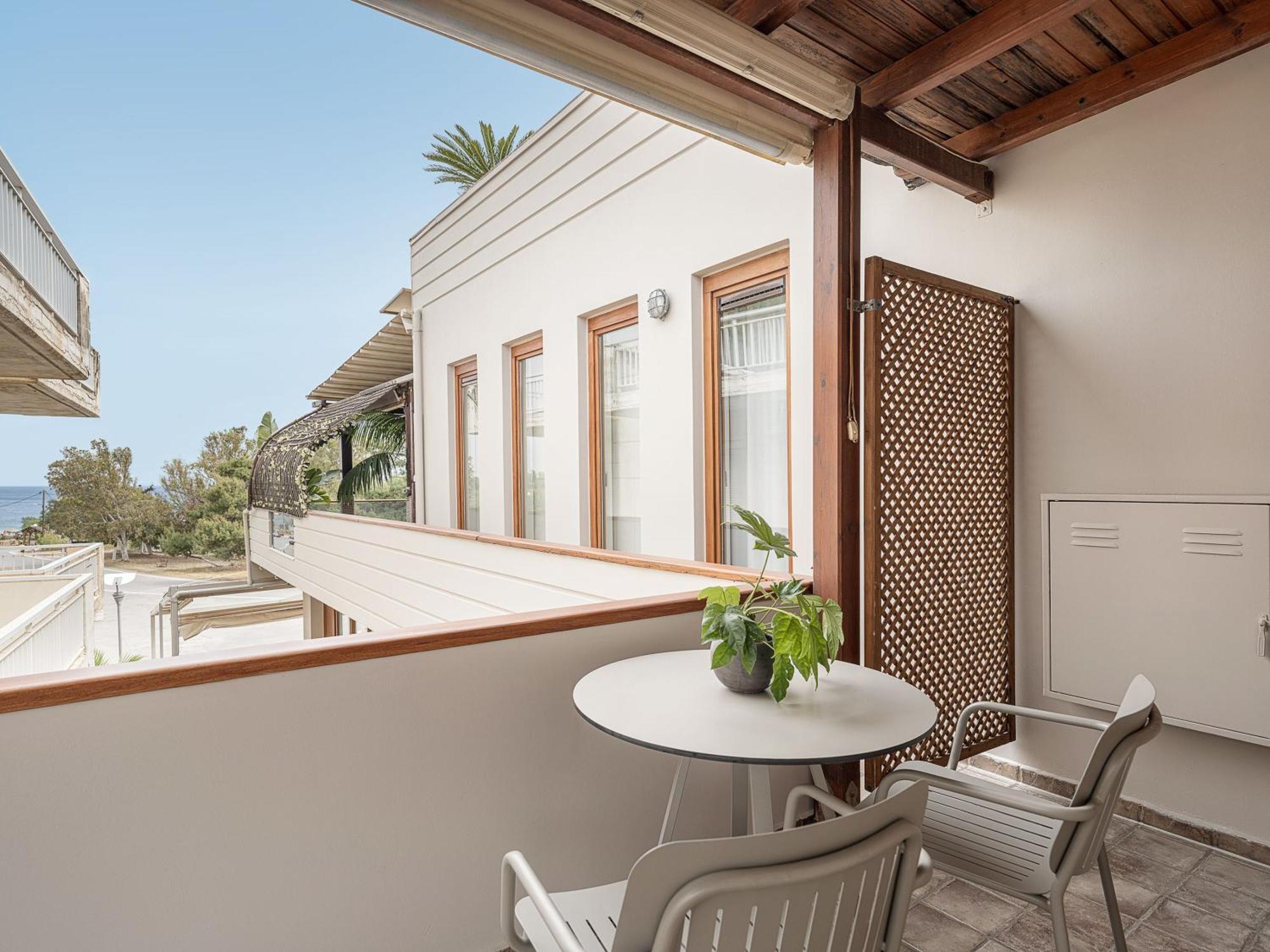Xenios Dias Luxury With Sea View Apartment